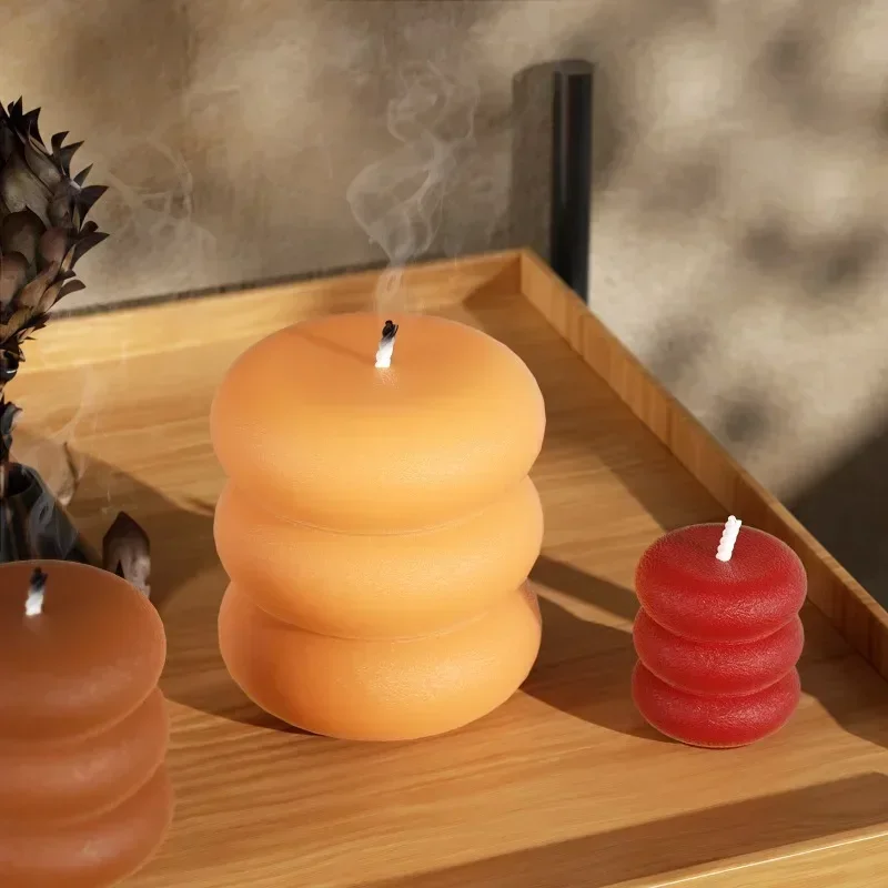 新製品爆発的人気3Dクリエイティブ重ね円幾何学模様香り付きキ - Donut Mold Silicone のレビューと価格