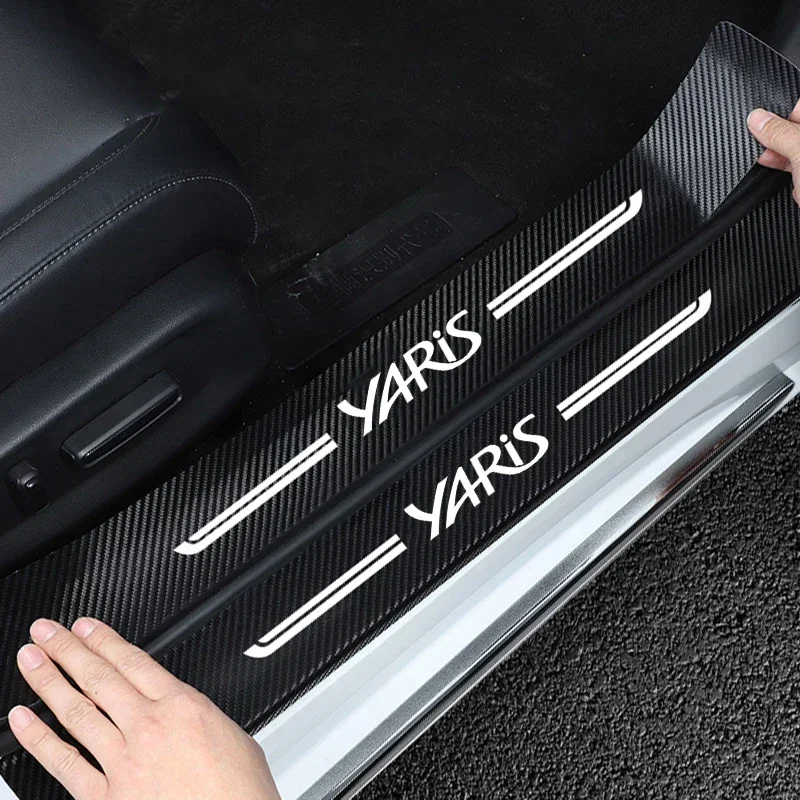 トヨタ ヤリス用 ドアスレッショルド保護プレートステッカー  - Crepe Pan Carbon のレビューと価格